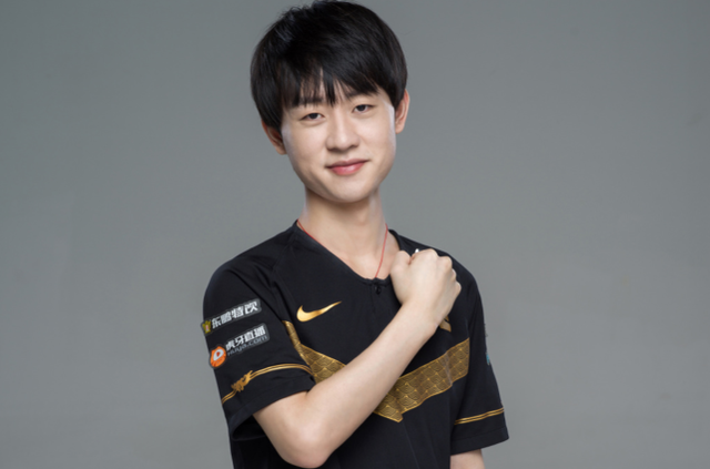 就连足球业 就连足球业